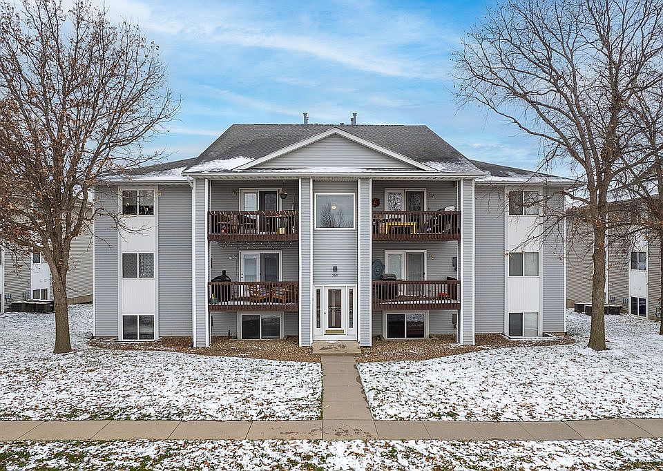 1st image of 560 Augusta Cir APT 4