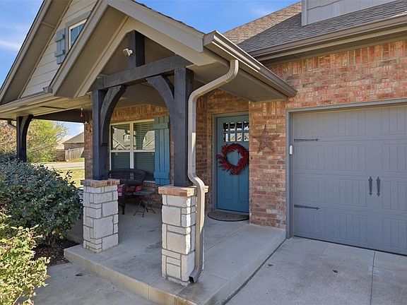 4th image of 1308 Woodgrass Ct