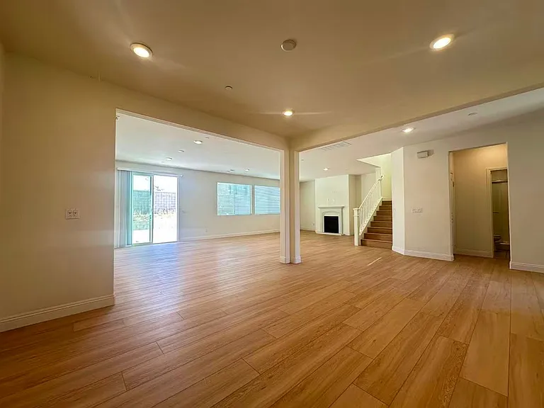 12050 Meander Way — Photo 3