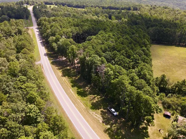 (undisclosed Address), Clinton, AR 72031