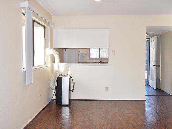 4th image of 3053 Shadow Springs Pl #1