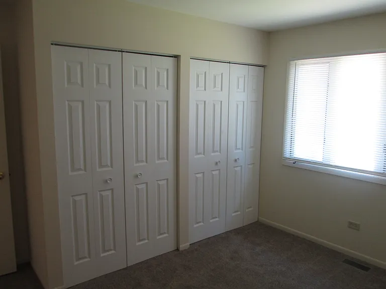 828 Pine Grove Ave — Photo 9