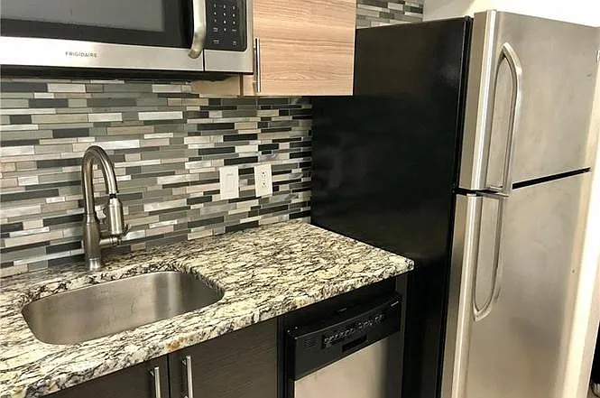 707 Boggs Ave #2 — Photo 4