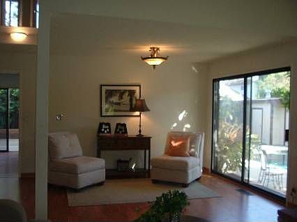2nd image of 1091 Hatteras Ct