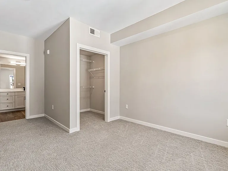 Asher Apartments - LIMITED-TIME OFFER 8 WEEKS FREE! — Photo 178