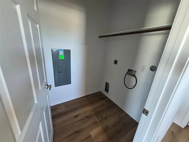 4012 Sealy St — Photo 5