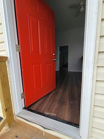 1st image of 2407 1st St #1