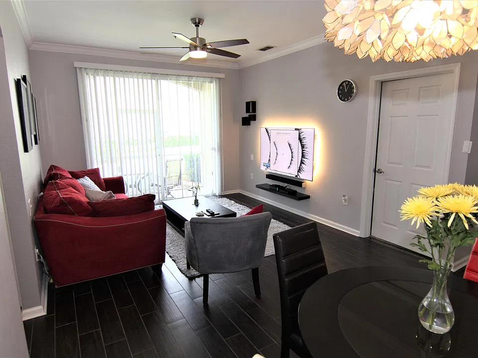 7990 Baymeadows Rd E #518