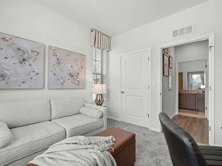 Walden Parc Apartments — Photo 70