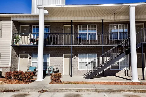 Stonebrook Village Photo 1