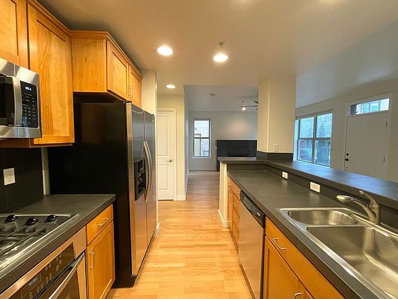 2nd image of 6231 NE Carillion Dr #1-101