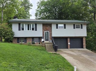 38 Ray Rd, Huntington, WV 25704