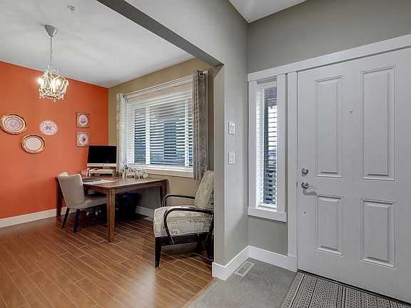 5th image of 22920 Gilbert Dr