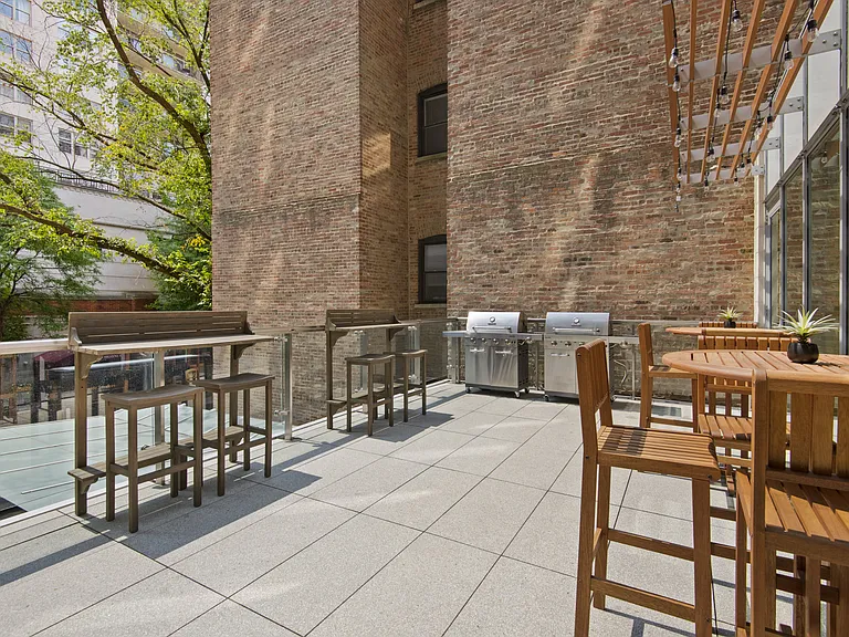 Chestnut Place-Residential — Photo 16