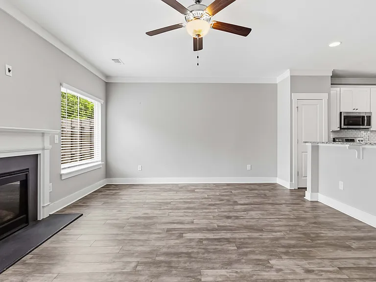 730 Elmbrook Dr — Photo 5