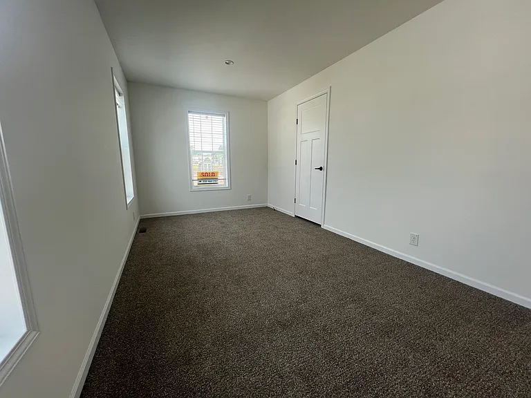 Hunters Glen — Photo 18