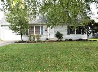 662 Glenmoor Dr, Evansville, IN 47715