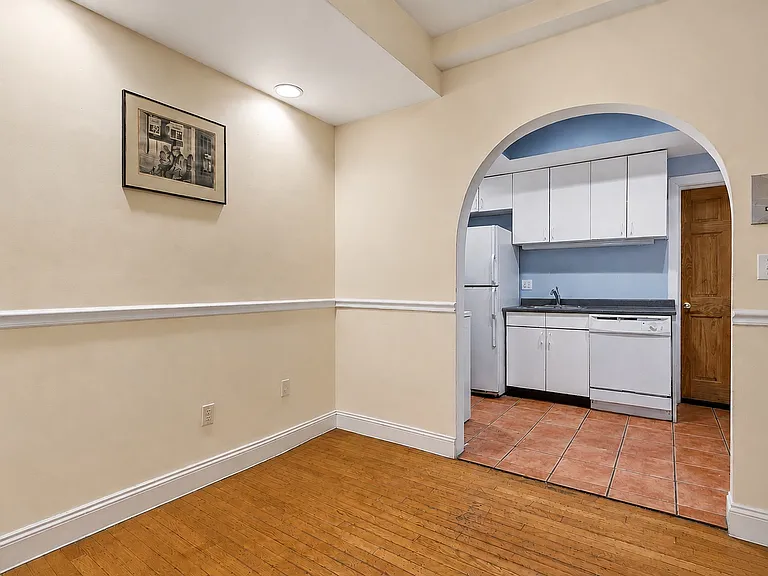 38 Dartmouth St #1 — Photo 2