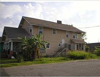 2nd image of 2001 Franklin Ave