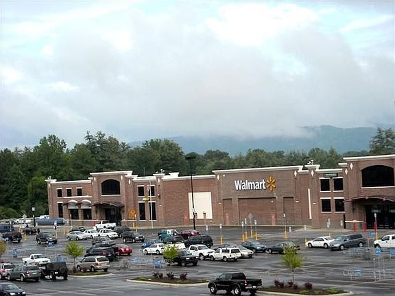 Super Walmart nearby