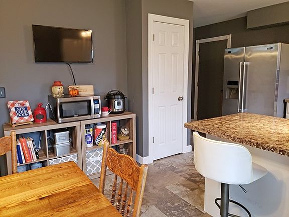 5th image of 2305 E Lawraine St
