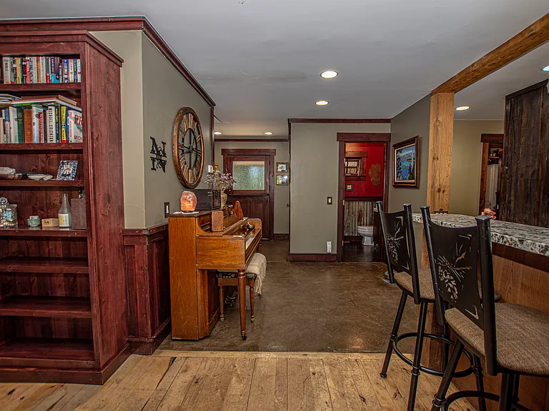 3035 Cedarwood Dr — Photo 3