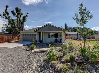 888 SE Combs Flat Rd, Prineville, OR 97754