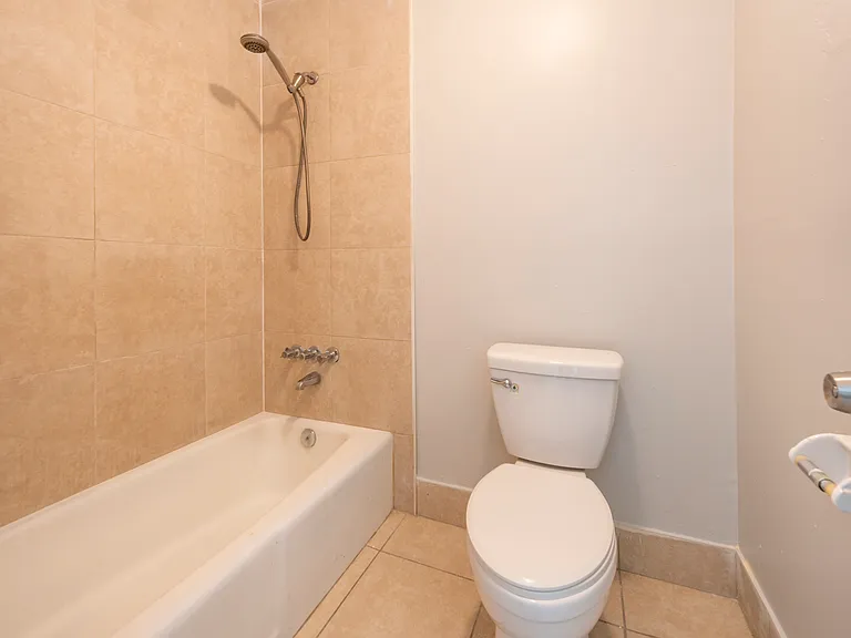 2123 Davie Blvd #245 — Photo 9