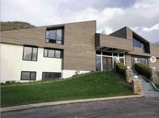 12 Quiet Meadow Ln, Mapleton, UT 84664