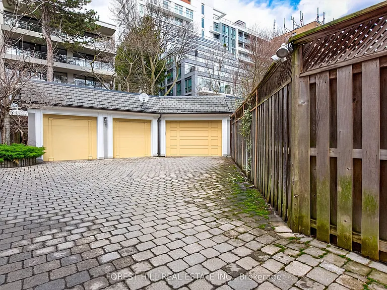74 Lynwood Ave #2 — Photo 27
