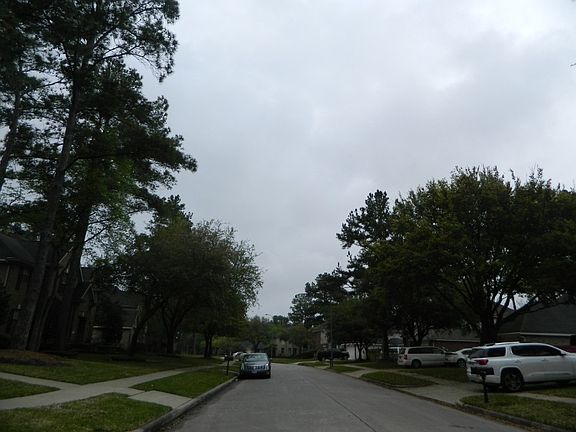 4th image of 13619 Monteigne Ln