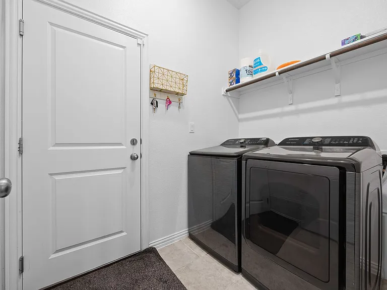 303 Eagle Ford Dr — Photo 29