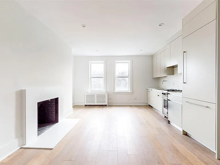 148-09 Northern Blvd #5J — Photo 5