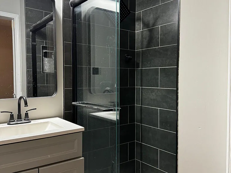 1st floor Bathroom
