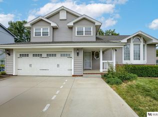 11406 S 43rd St, Bellevue, NE 68123