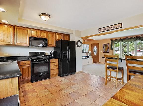 4th image of 13012 W Playfield Dr