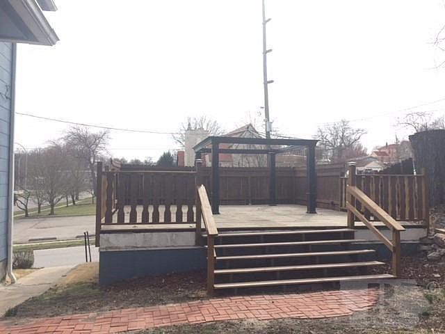 2nd image of 103 N Central Ave