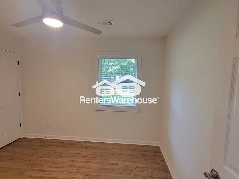 1700 Shirley St SW — Photo 10