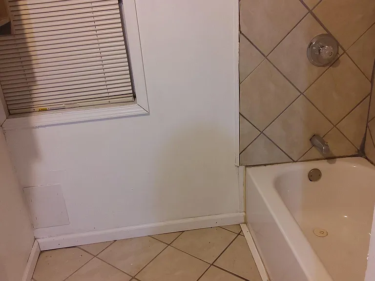 2313 Georgia St #B — Photo 6