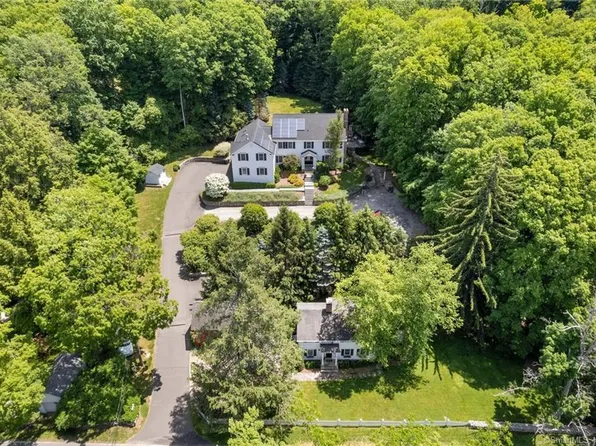 135 Lyons Plain Road, Weston, CT 06883