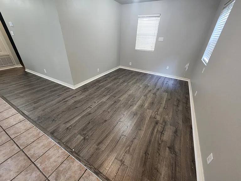 2714 Whitis Ave #B — Photo 7