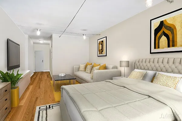 Rented by Anchor Associates | media 15