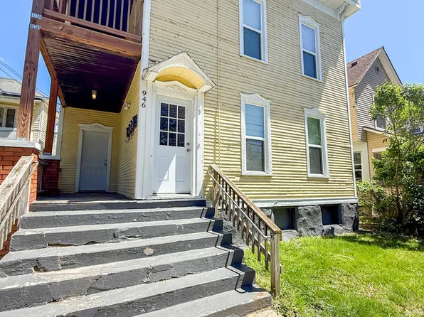 946 Muskegon Ave NW APT 1, Grand Rapids, MI 49504