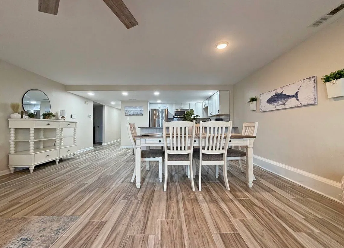 3 bed, 1395 sqft, $3,000 — Photo 4