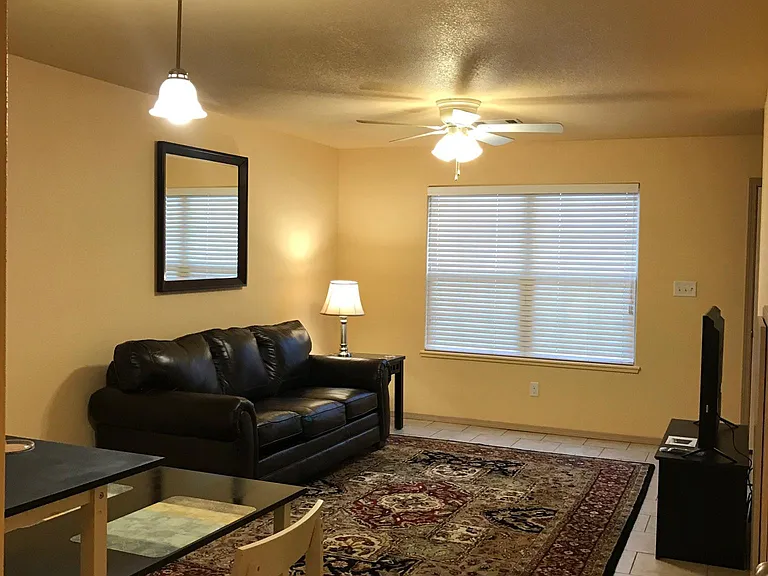 1420 Parker Rd — Photo 7