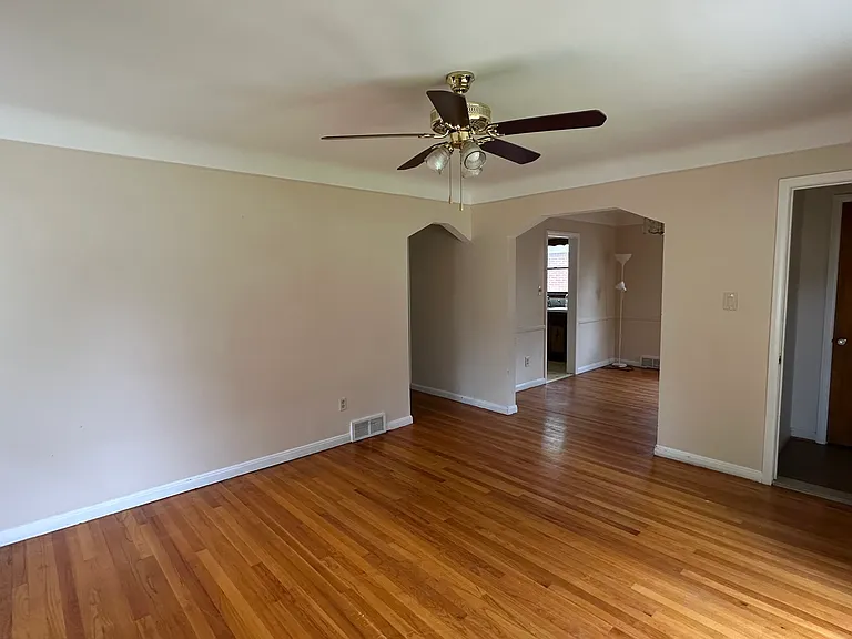 8243 Virgil St — Photo 14