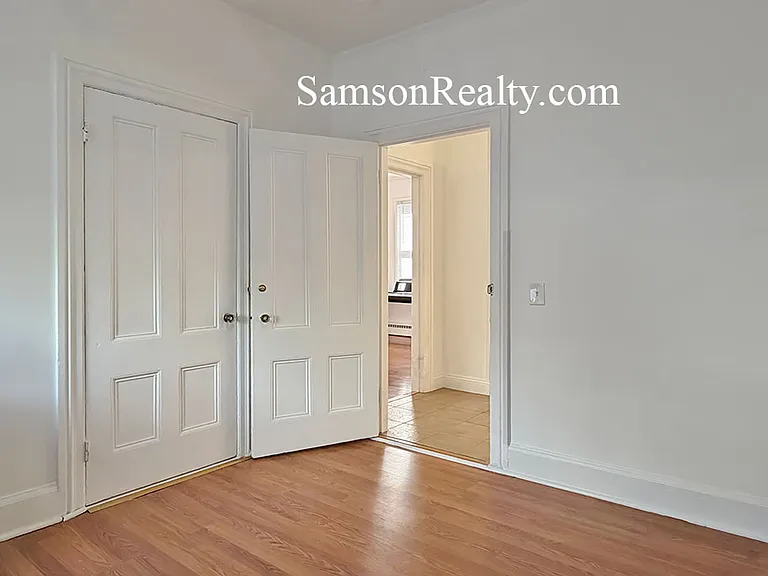 85 E George St #1 — Photo 9