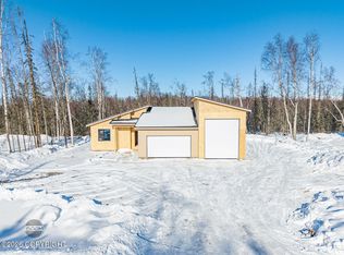 9509 W Palermo Cir, Wasilla, AK 99623