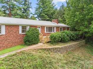 42 Sheppard Dr, Asheville, NC 28806