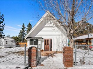 2107-2107 4th Ln, Big Bear City, CA 92314